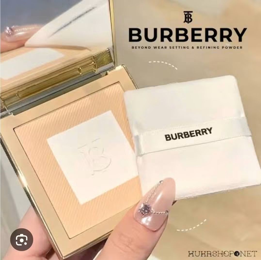 Burberry Beyond Wear Setting and Refining Powder