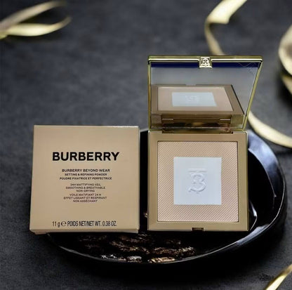 Burberry Beyond Wear Setting and Refining Powder